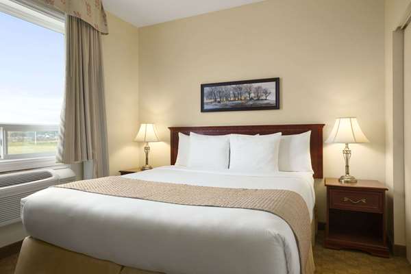 Suite - Days Inn Dawson Creek