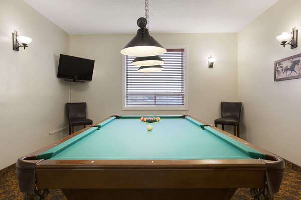 Pool - Days Inn Dawson Creek