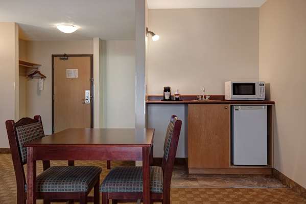 Suite - Days Inn Dawson Creek