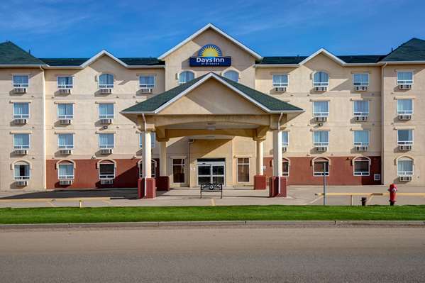 Exterior view - Days Inn Dawson Creek