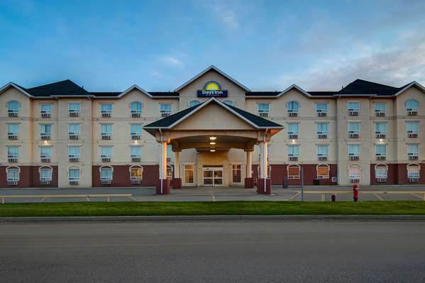 Exterior view - Days Inn Dawson Creek