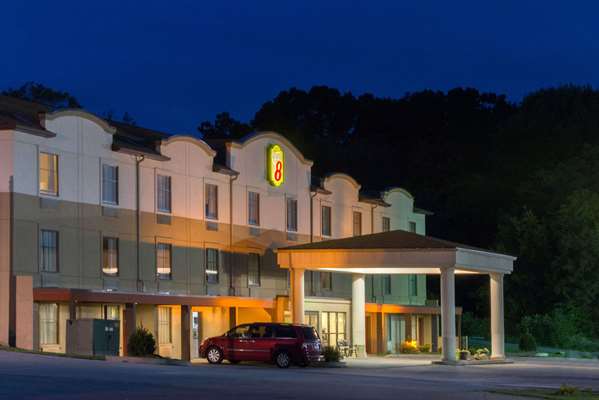 Exterior view - Super 8 Hotel Beaver Falls - I-76, Exit 13
