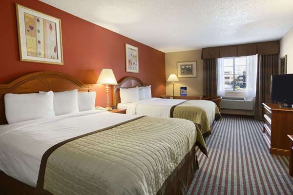  - Baymont Inn & Suites Airport Oklahoma City - I-40, Exit 145