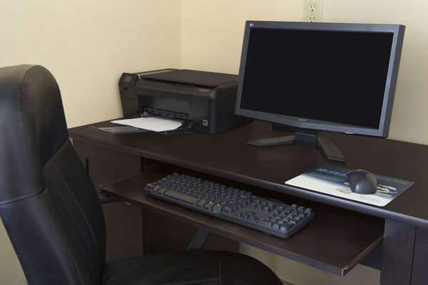  - Baymont Inn & Suites Airport Oklahoma City - I-40, Exit 145