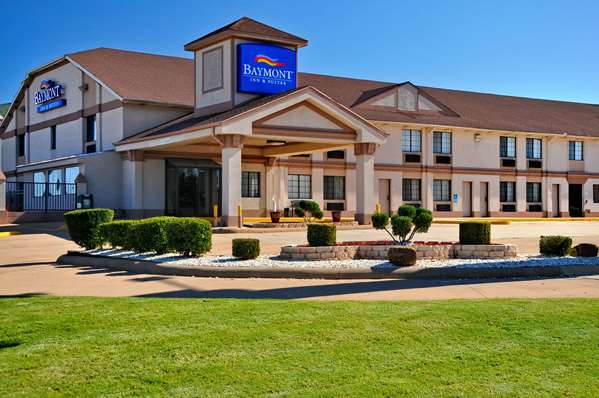 Exterior view - Baymont Inn & Suites Airport Oklahoma City - I-40, Exit 145
