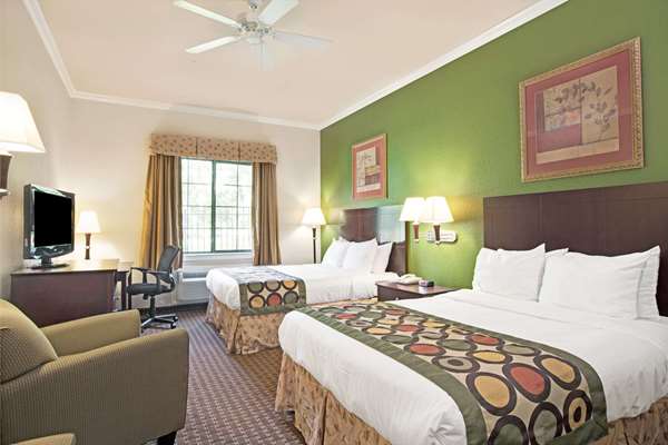  - Super 8 Hotel Greenspoint Houston