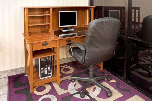 Conference Area - Days Inn & Suites Artesia