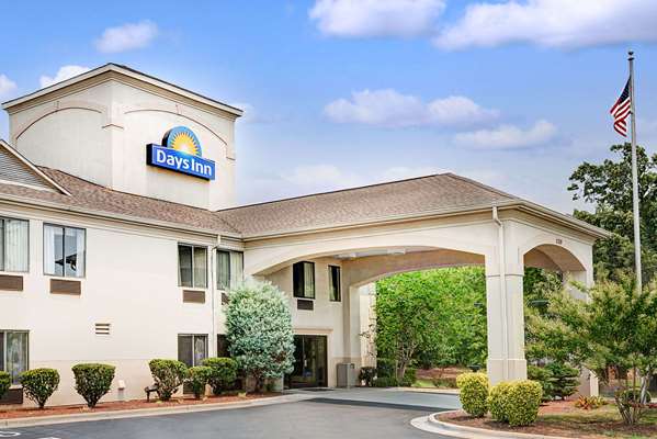 Exterior view - Days Inn Haw River - I-40 & I-85, Exit 150