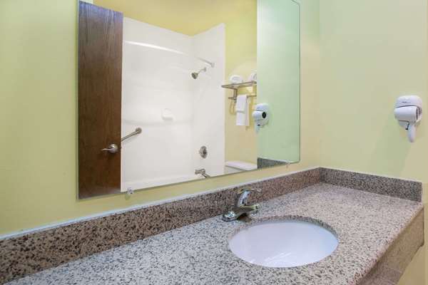  - Super 8 Hotel Atchison