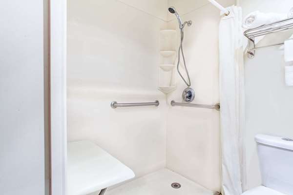  - Super 8 Hotel Atchison