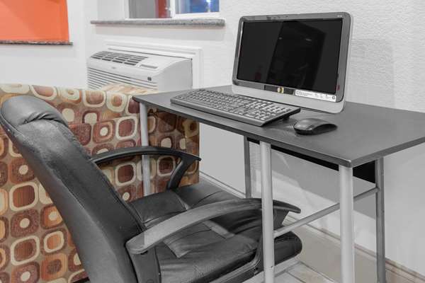 Conference Area - Super 8 Motel Idabel