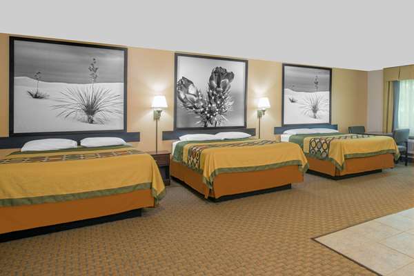  - Super 8 Motel Idabel