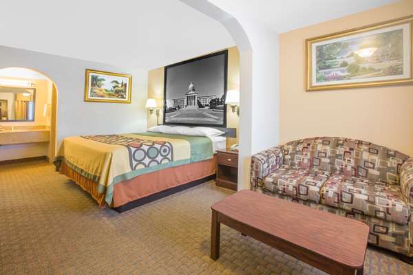  - Super 8 Motel Idabel