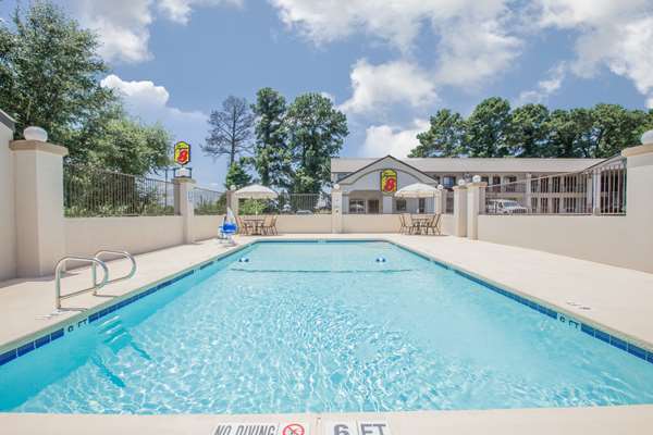Pool - Super 8 Motel Idabel
