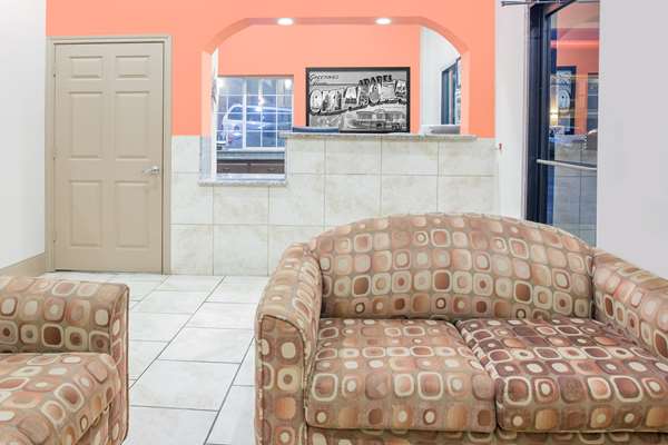  - Super 8 Motel Idabel