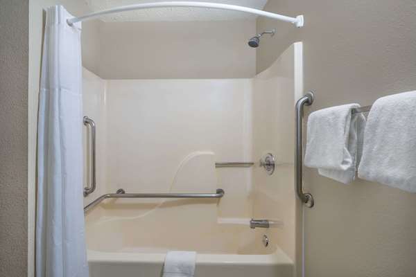  - Super 8 Motel Powell - I-75, Exit 112