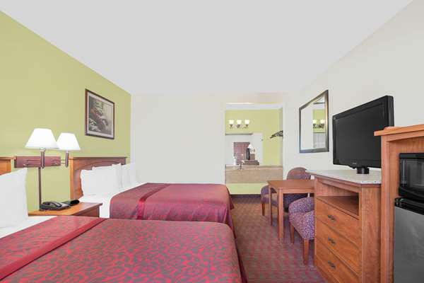  - Days Inn Turlock - CA 99, Exit 214
