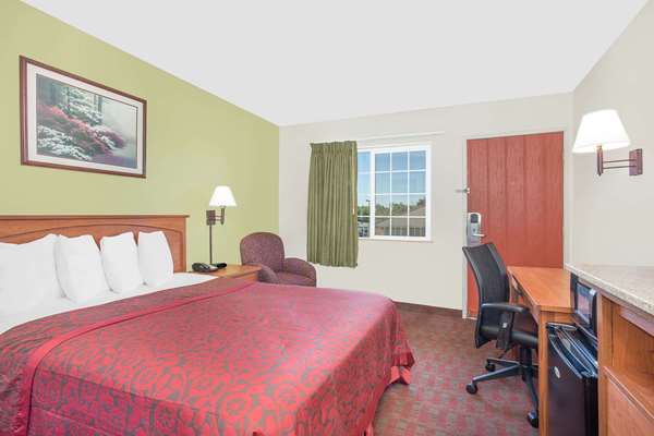  - Days Inn Turlock - CA 99, Exit 214