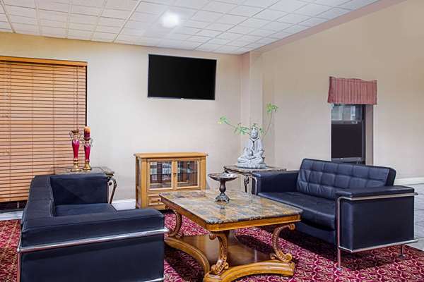  - Super 8 Hotel Chattanooga - I-75, Exit 5