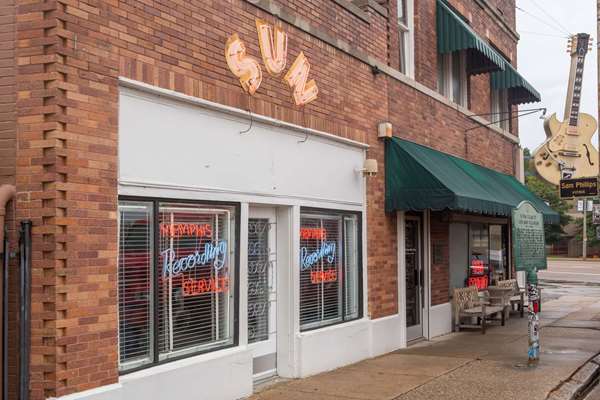  - Super 8 Hotel Southaven - I-55 & I-69, Exit 291