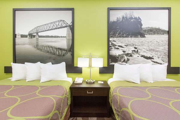 - Super 8 Hotel Southaven - I-55 & I-69, Exit 291