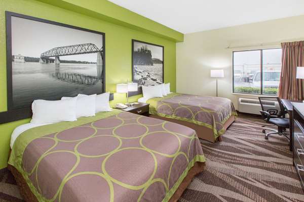  - Super 8 Hotel Southaven - I-55 & I-69, Exit 291