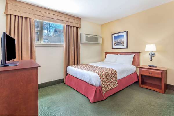  - Super 8 Hotel Campbellton
