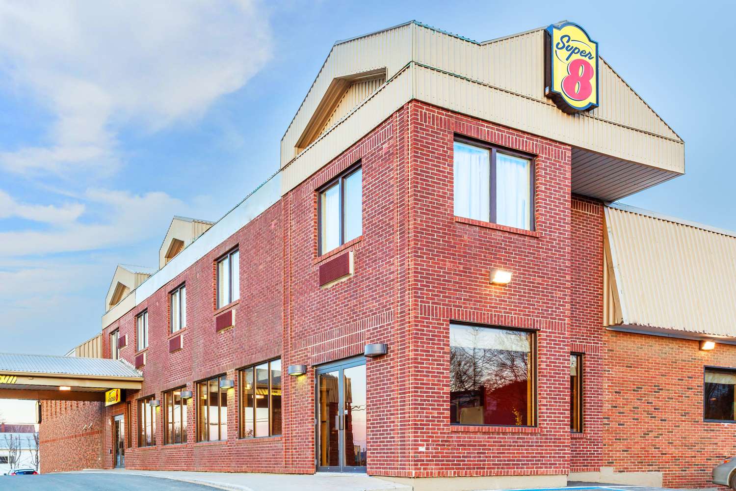 Super 8 Hotel Campbellton, NB See Discounts