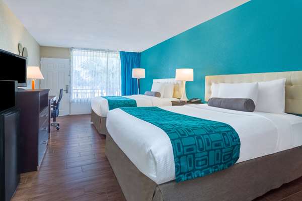  - Howard Johnson Inn Lakeland - I-4, Exit 32