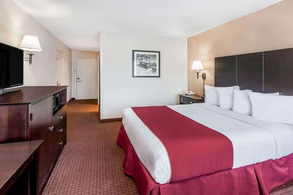  - Ramada Inn & Conference Center Grayling - I-75, Exit 254