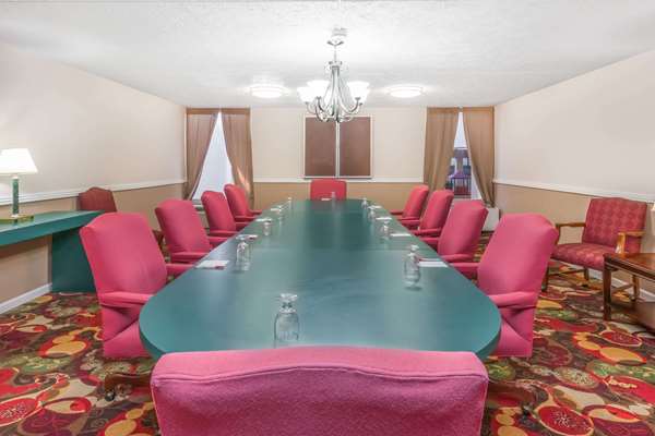  - Ramada Inn & Conference Center Grayling - I-75, Exit 254