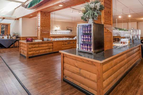  - Ramada Inn & Conference Center Grayling - I-75, Exit 254