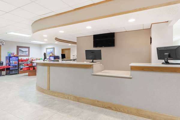  - Ramada Inn & Conference Center Grayling - I-75, Exit 254