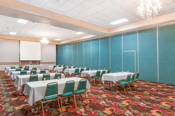  - Ramada Inn & Conference Center Grayling - I-75, Exit 254