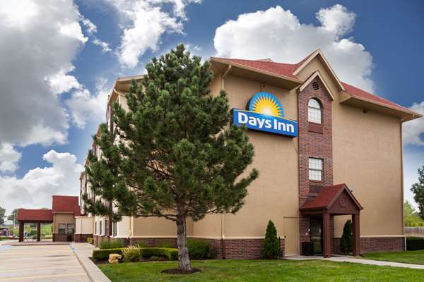 Exterior view - Days Inn Speedway Kansas City - I-70, Exit 414