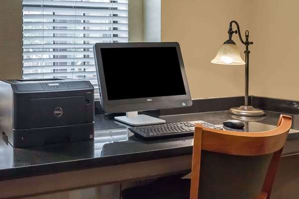 Conference Area - Days Inn Speedway Kansas City - I-70, Exit 414