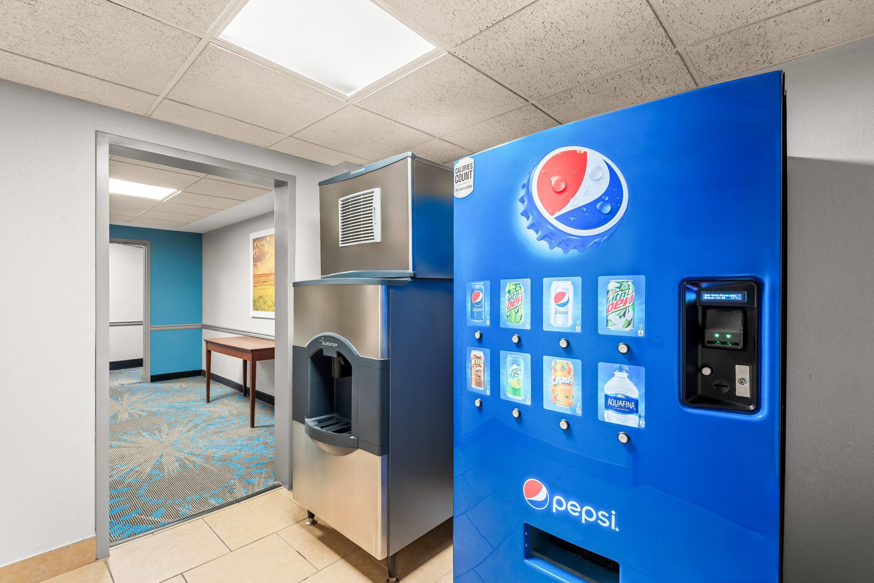Property amenity | Days Inn & Suites by Wyndham Cedar Rapids