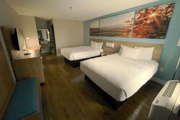  - Days Inn Raleigh Crabtree