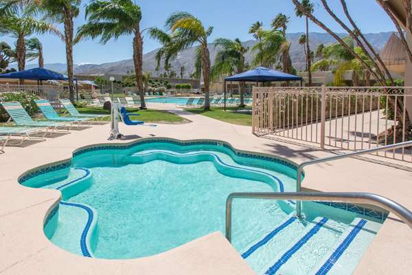 Pool - Days Inn Palm Springs