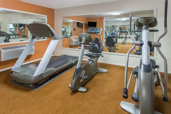 Fitness/ Exercise Room - Days Inn Palm Springs