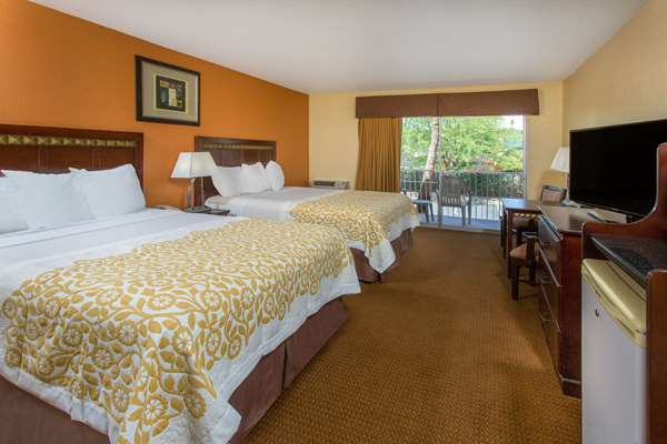  - Days Inn Palm Springs