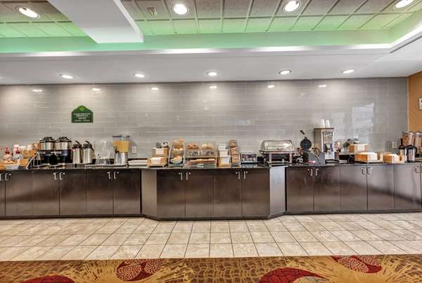 Amenities - Wingate by Wyndham PNC Arena Raleigh - I-40, Exit 290