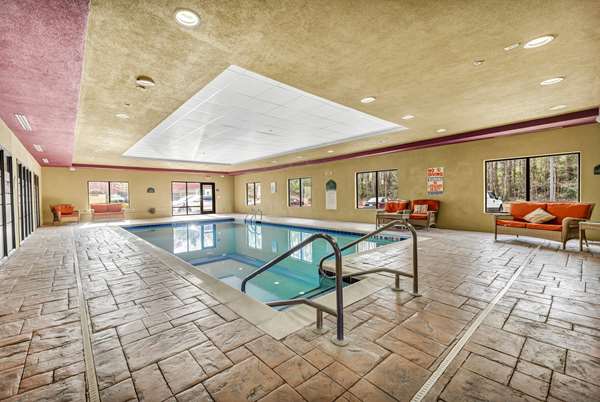 Pool - Wingate by Wyndham PNC Arena Raleigh - I-40, Exit 290