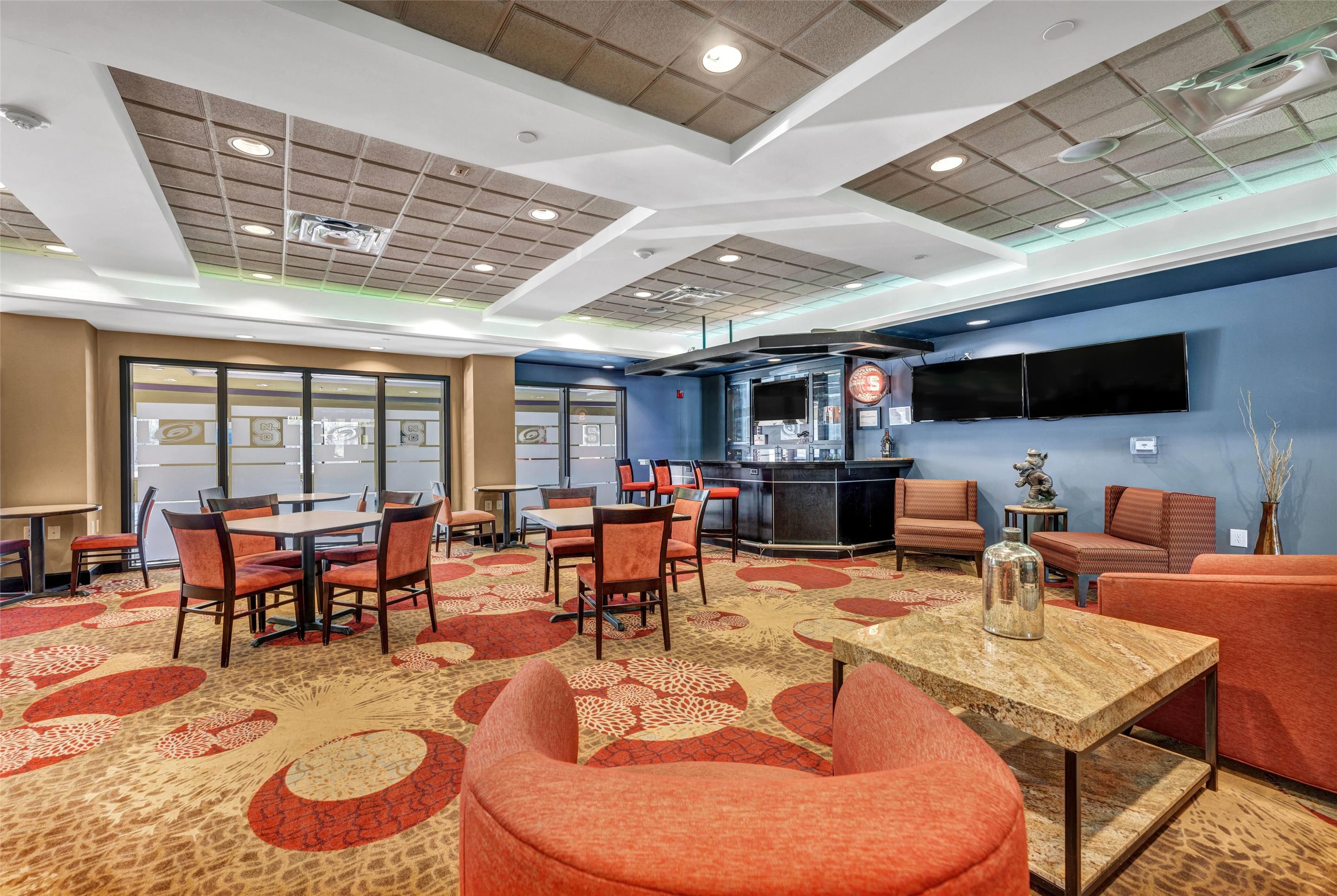 Breakfast Area | Wingate by Wyndham State Arena Raleigh/Cary