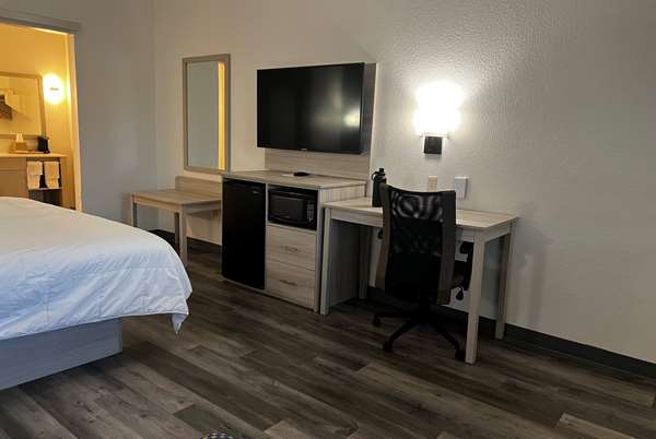  - Super 8 Motel Rosenberg