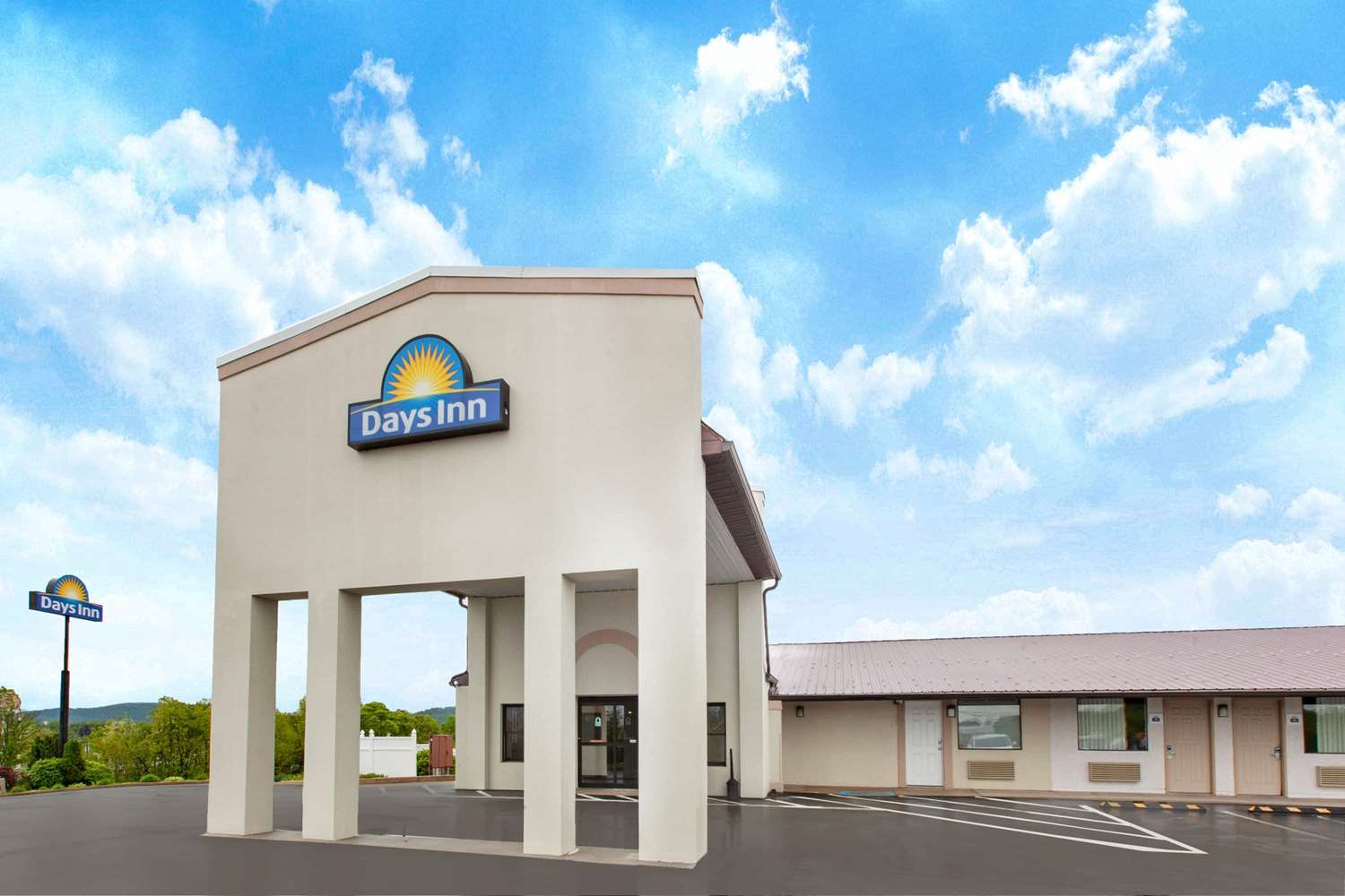Days Inn Grantville, PA See Discounts