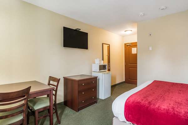  - Knights Inn Orillia