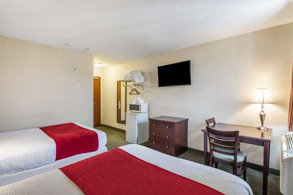  - Knights Inn Orillia