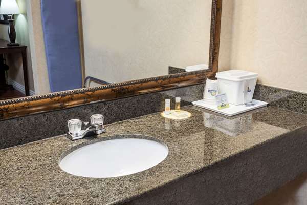  - Days Inn San Bernardino Redlands