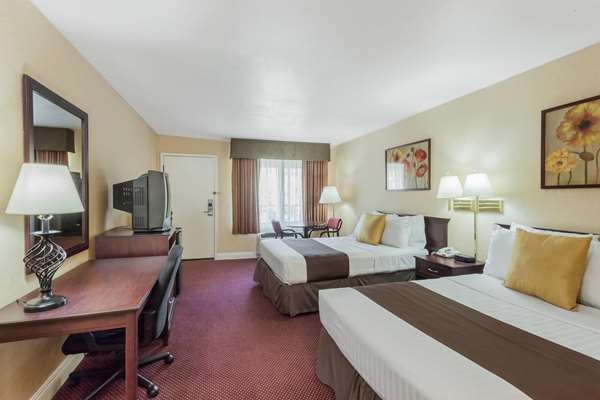  - Days Inn San Bernardino Redlands